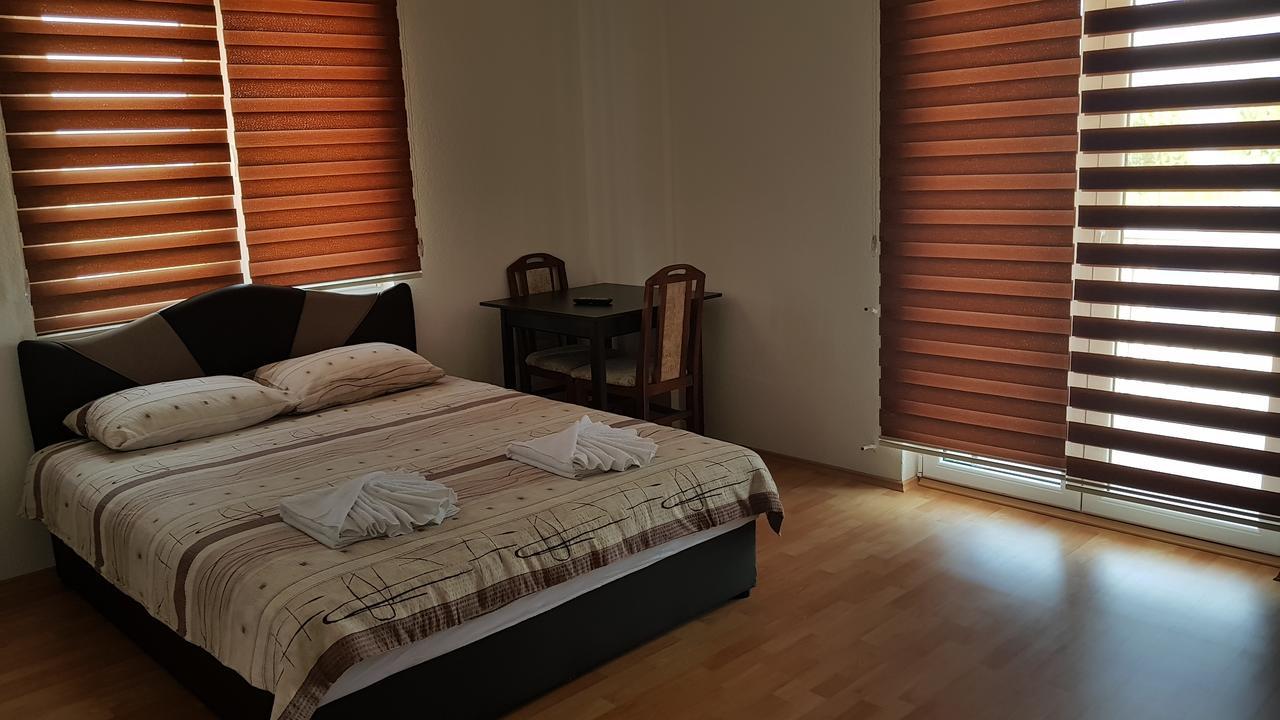 Sunrise Hotel & Camping Struga Luaran gambar