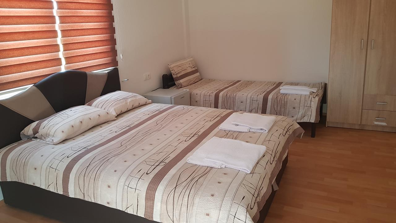 Sunrise Hotel & Camping Struga Luaran gambar